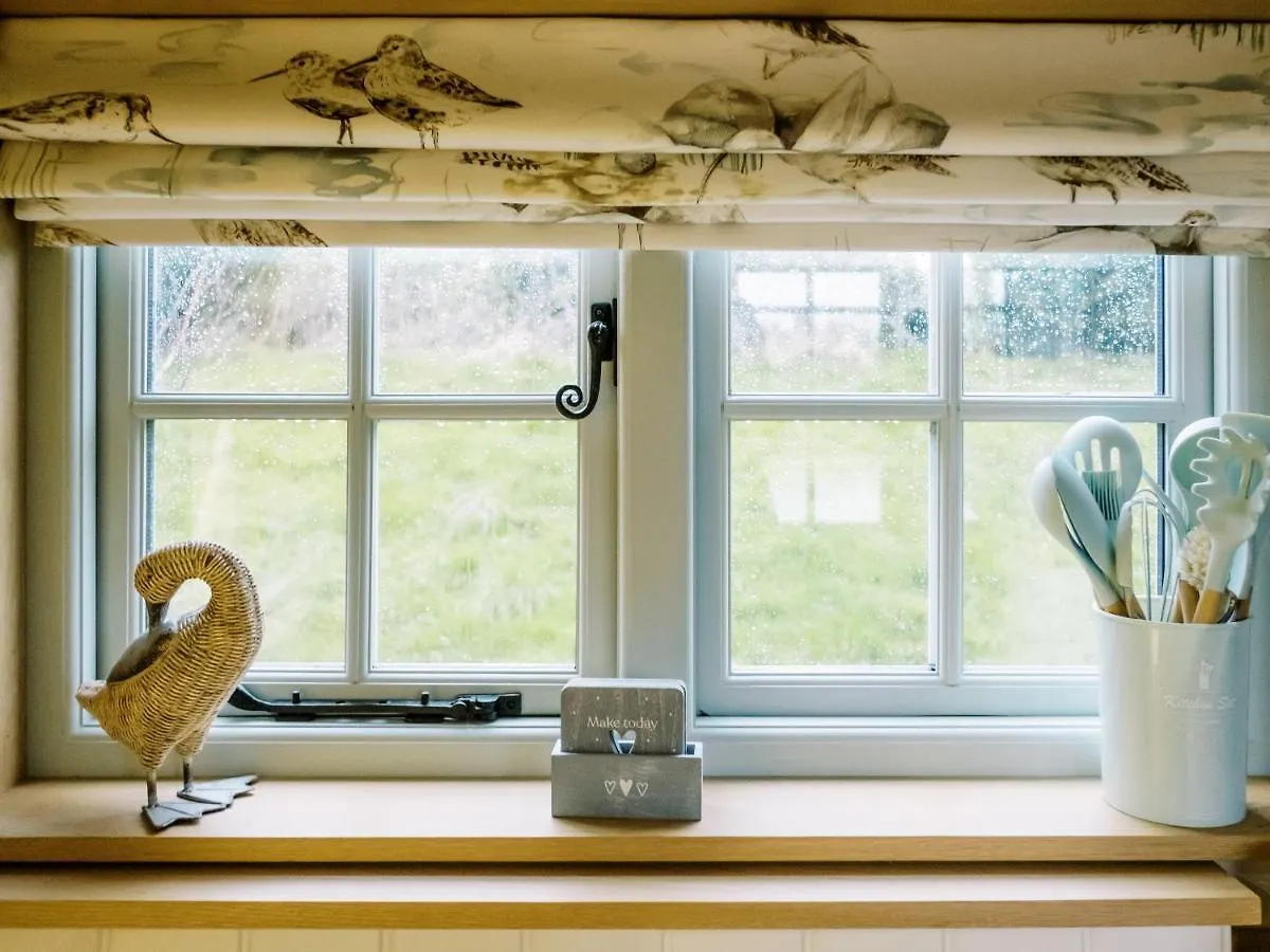 Herbie'S Shepherds Hut Villa Nottingham 0*,  Birleşik Krallık